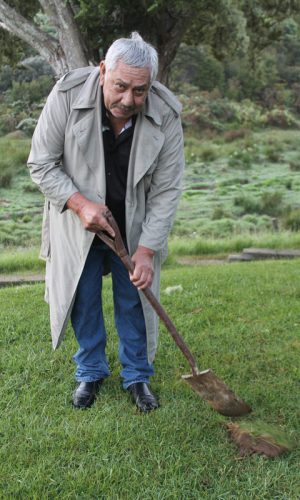 Whakapaumahara Marae Chairman Takapari Waata turns the first piece of soil for the Stage 1 Development